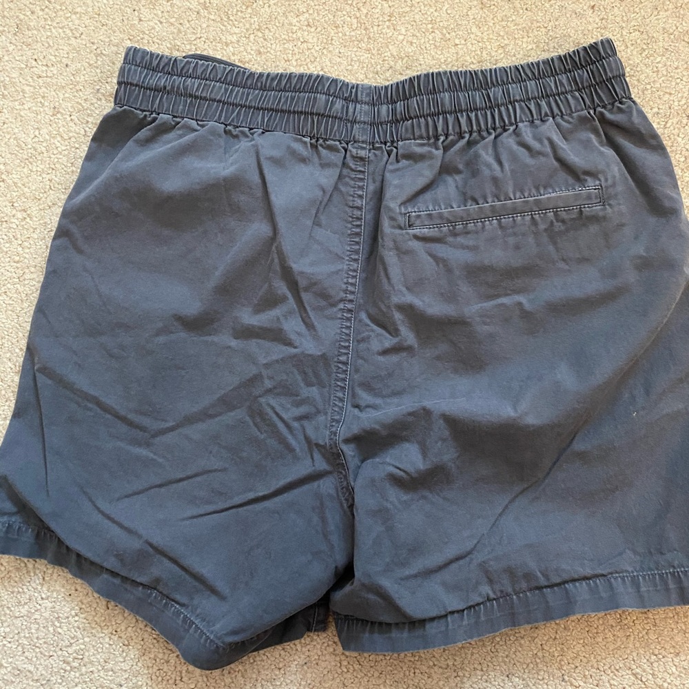 Unisex H&M cargo shorty shorts